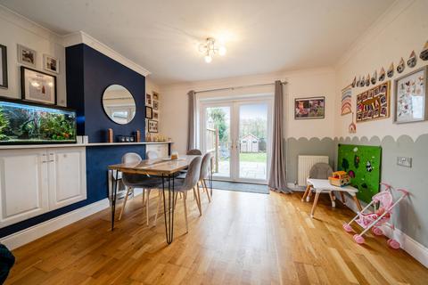 28 Robin Drive, Ipswich, IP2 0TF