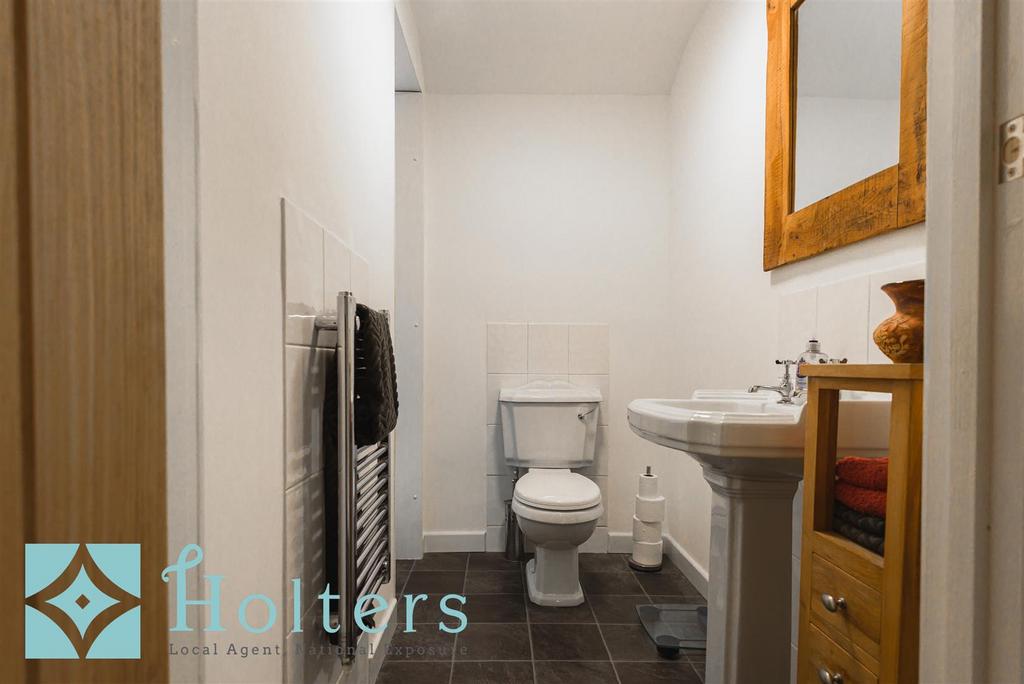HOLT - 6 Rock Terrace, Llanidloes-22.jpg