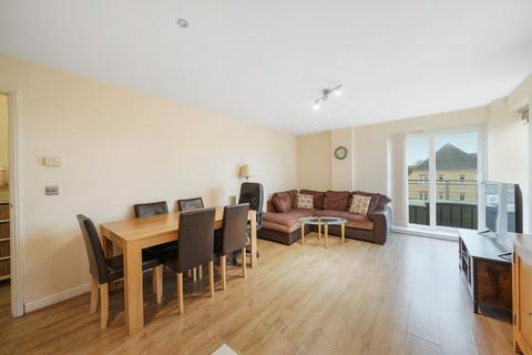 2 bedroom apartment for sale, Station Road, Borehamwood WD6