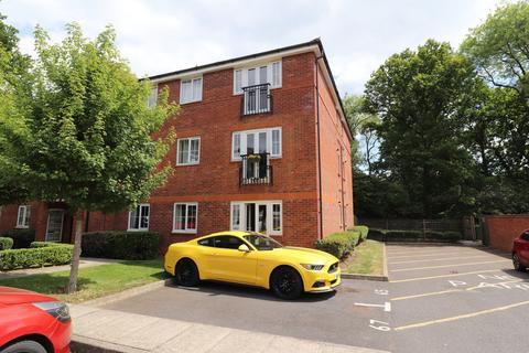 2 bedroom apartment to rent, Merrick Close, Stevenage SG1