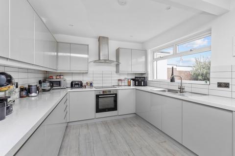 undefined, Superb Home Close to Shoreham Beach