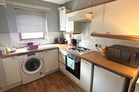 Flat 5, 3 Achray Avenue, Alexandria, G83 0QB