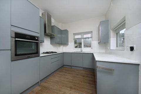 3 bedroom house to rent, Shakespeare Road, W3