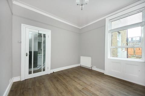 3 bedroom house to rent, Shakespeare Road, W3