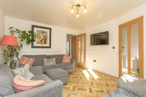 20 Arable Drive, Whitfield, Dover, CT16 3FE