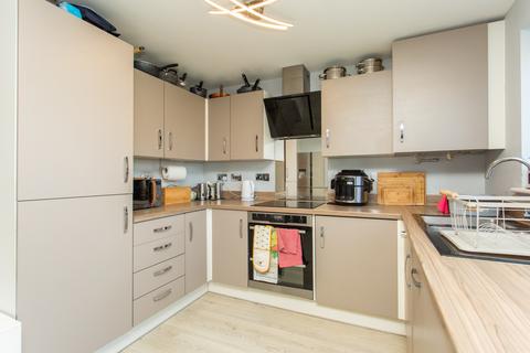 20 Arable Drive, Whitfield, Dover, CT16 3FE