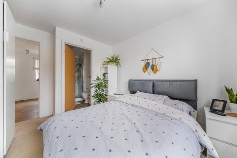 45 Ampthill Way, Faringdon, SN7 7GS