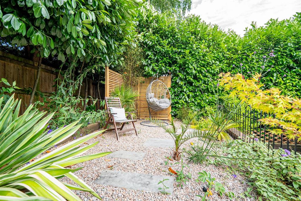 Top Garden..jpg