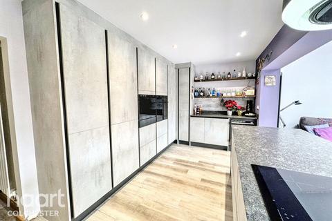 26 The Paddocks, Bures, CO8 5DF