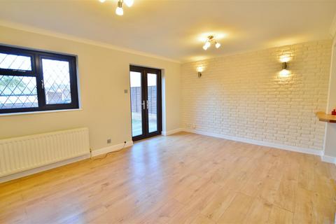 2 bedroom end of terrace house for sale, Garrard Road, Slough