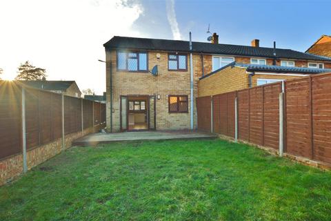 48a Garrard Road, Slough, SL2 2QN
