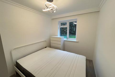 1 bedroom house to rent, Cranleigh Close, Cheshunt