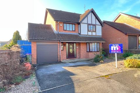 3 bedroom detached house for sale, Oakleigh Court, Cwmbran NP44