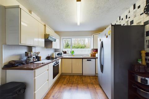66a Reddown Road, Coulsdon, CR5 1AX