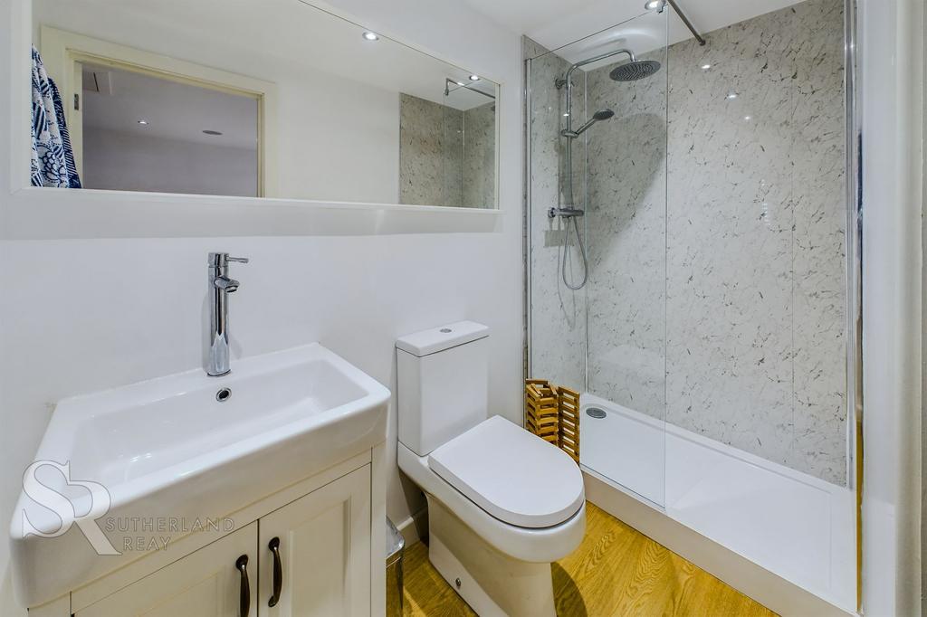 Annexe Shower Room