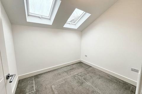 1 bedroom flat to rent, Barker Road, Maidstone ME16