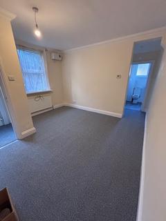 1 bedroom flat to rent, Claremont Road, Seaford BN25