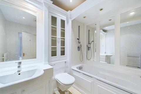 12, Wilton Court Crossways, Beaconsfield, HP9 2HX