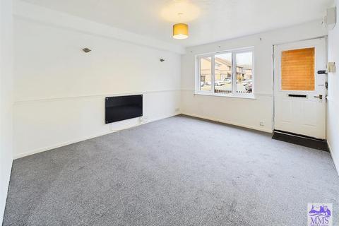 1 bedroom maisonette for sale, Damigos Road, Gravesend