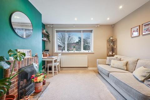 2 bedroom maisonette for sale, Wolsey Close, Worcester Park