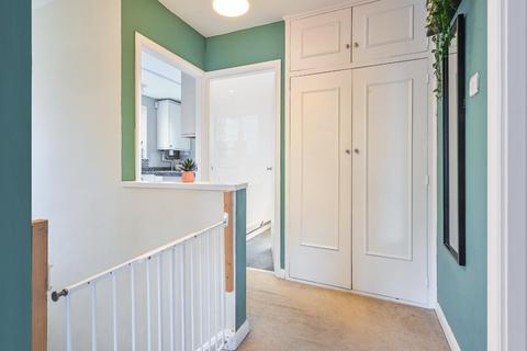 4 Wolsey Close, Worcester Park, KT4 7EF