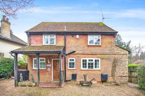 3 bedroom detached house for sale, Tilford Road, Hindhead