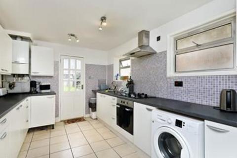 6 bedroom house of multiple occupation for sale, Bollo Bridge Road, London, Greater London, W3 8AU