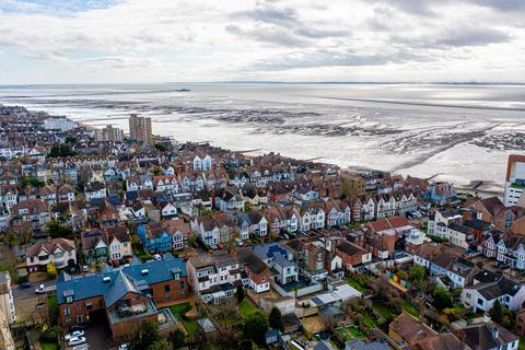undefined, Westcliff-on-Sea SS0