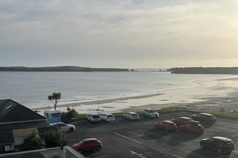 2 bedroom flat for sale, Victoria Street, Tenby, Pembrokeshire, SA70