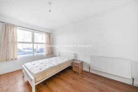 6 bedroom house to rent, Longmead Road London SW17