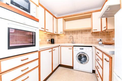 1 bedroom apartment for sale, Lakeside Pines, Barrs Avenue, New Milton, Hampshire, BH25