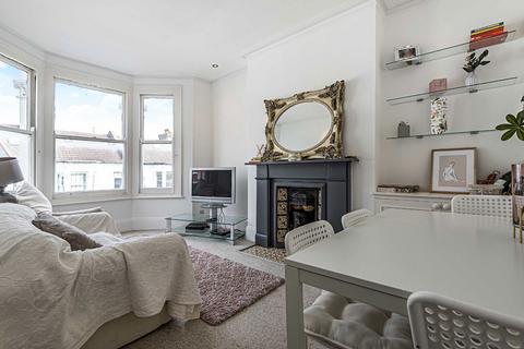 3 bedroom flat for sale, Mirabel Road, London SW6