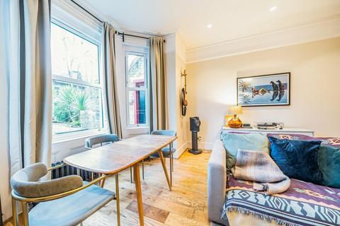 Flat 1, 15 Thicket Road, London, SE20 8DB