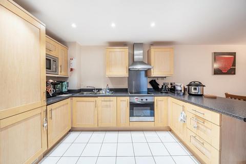 2 bedroom flat for sale, Great Dover Street, London, Borough, SE1