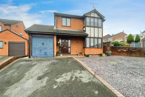 4 bedroom detached house for sale, Cambrian Way, Swadlincote DE11