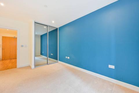 Flat 18, Aylesbury House Hatton Road, Wembley, HA0 1QW