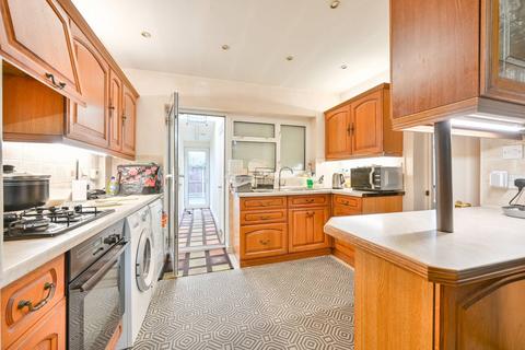 undefined, Lyon Park Avenue, Wembley, HA0