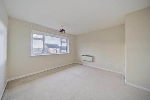 2 bedroom maisonette for sale, High Wycombe,  Poets Corner,  Buckinghamshire,  HP11