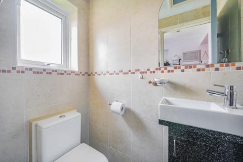 17 Ingleside, Colnbrook, Slough, SL3 0PD