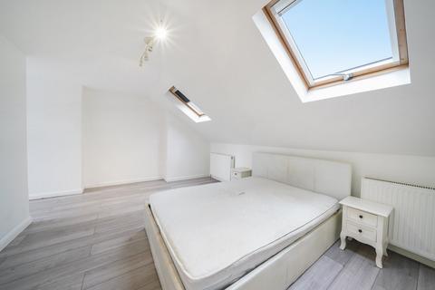 6 bedroom house of multiple occupation for sale, Stuart Road, Thornton Heath, CR7