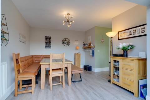 24 Doherty Avenue, Worcester, WR2 5GP