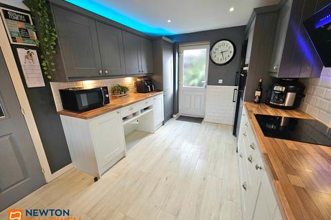 39 Skylark Way, Clipstone Village, Mansfield, NG21 9GG