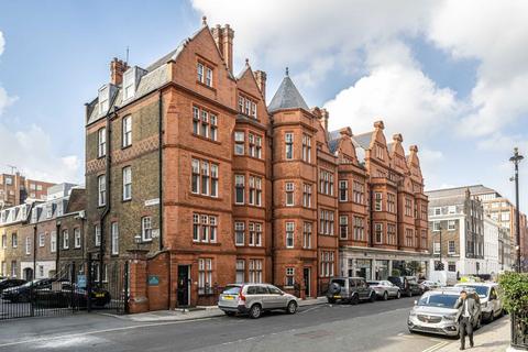 2 bedroom flat to rent, Davies Street, London W1K