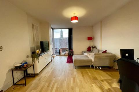 1 bedroom apartment to rent, The Circus, Highcross Lane