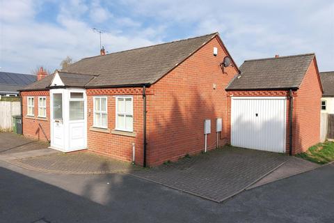 2 bedroom detached bungalow for sale, Mitton Close, Stourport-On-Severn