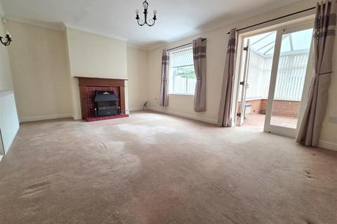 2 bedroom detached bungalow for sale, Mitton Close, Stourport-On-Severn