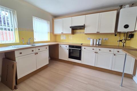 2 bedroom detached bungalow for sale, Mitton Close, Stourport-On-Severn