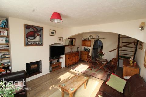 2 bedroom terraced house to rent, Northgate Street, BURY ST EDMUNDS