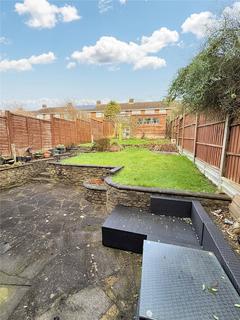 11 Wold Close, Crawley, RH11 8LG