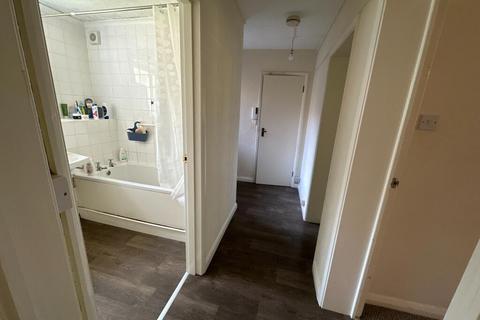 1 bedroom flat for sale, Calais Road, Burton-on-Trent DE13